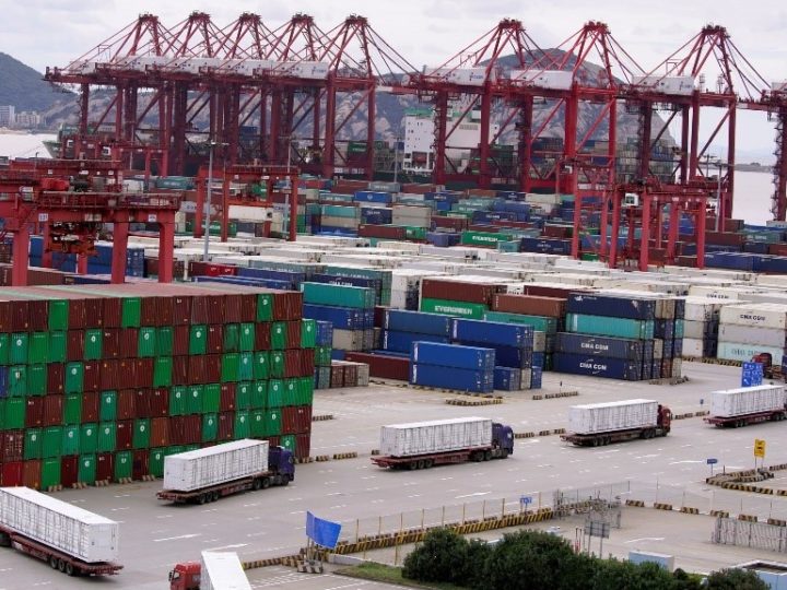 中国港口拥堵：延迟至 2022 年